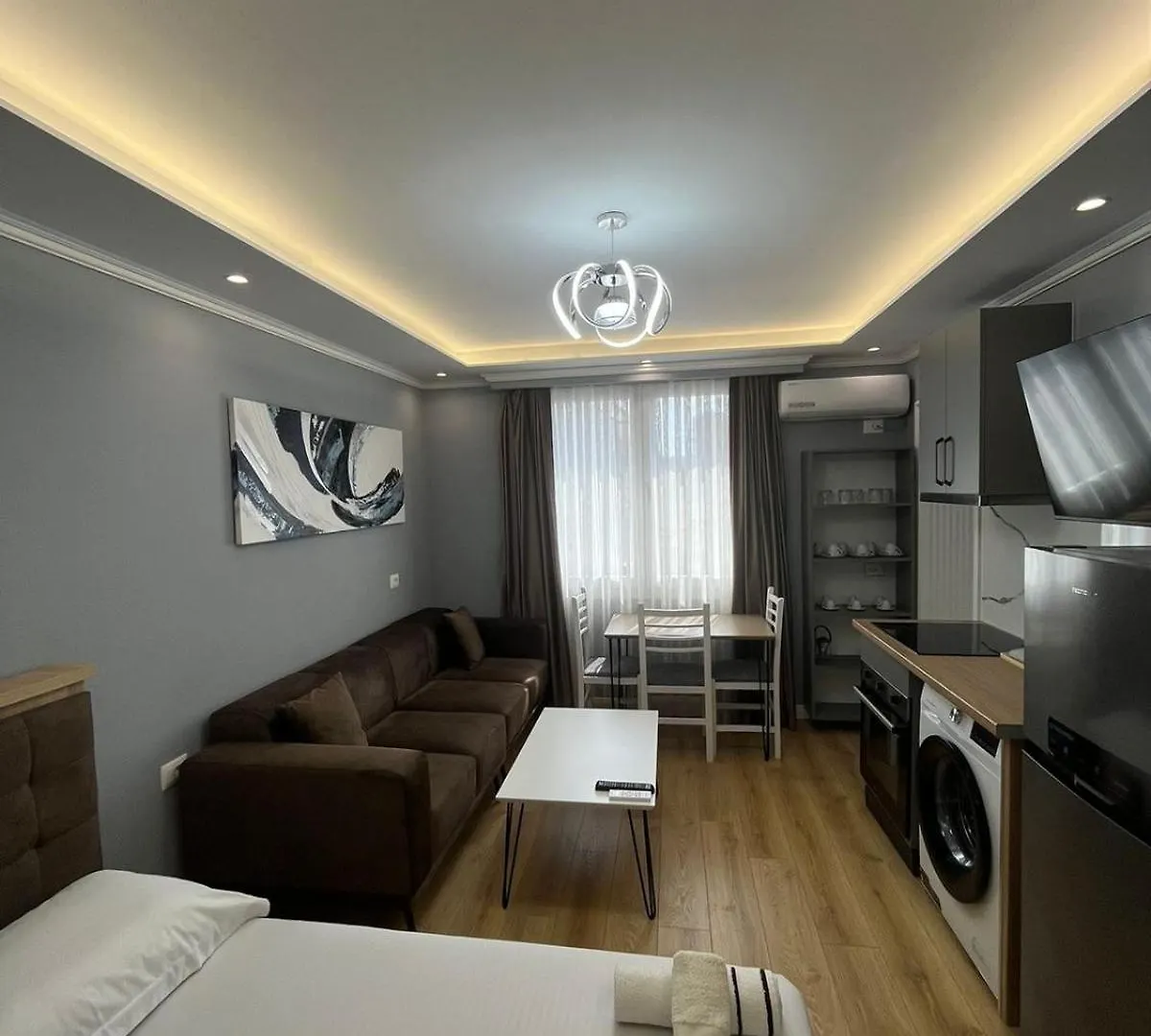 Couple Apartment'S Tirana Apartment